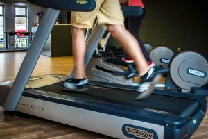 Pushing an emergency button on the treadmill prevents injuries