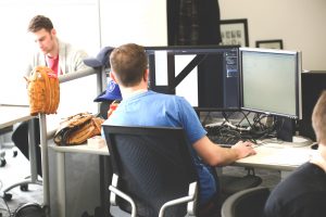 If your creative mind needs more time, you can let the USB module do the routine commands