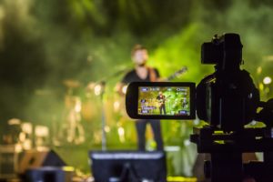 Ob auf der "großen Bühne" oder für die Youtube-Follower - der Ton macht die Musik!